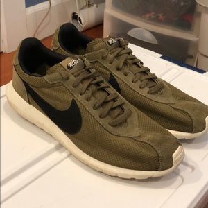 Nike Roshe LD 1000 men’s sneaker size 14 iguana